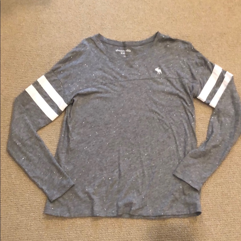 Abercrombie kids long sleeve Tshirt. Size 15/16